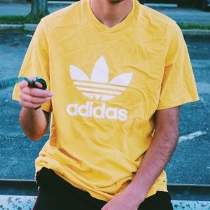 Adidas t shit